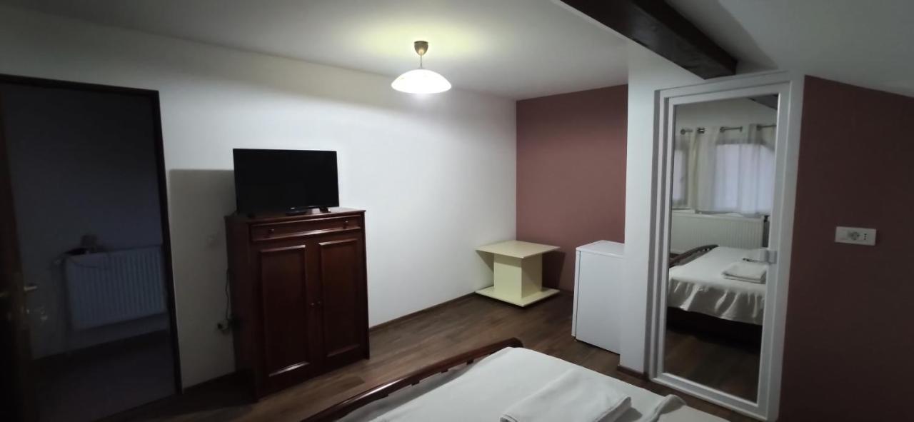 Casa Orsi Apartman Torda Kültér fotó