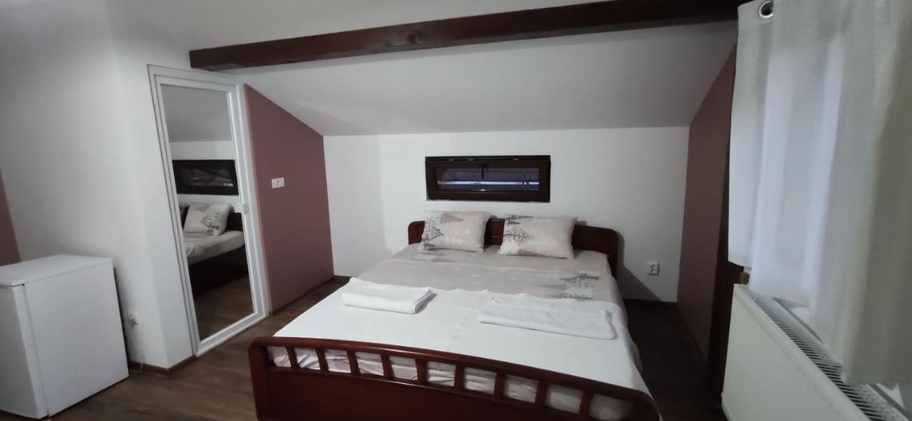 Casa Orsi Apartman Torda Kültér fotó